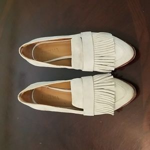Thelma beige fringe loafer